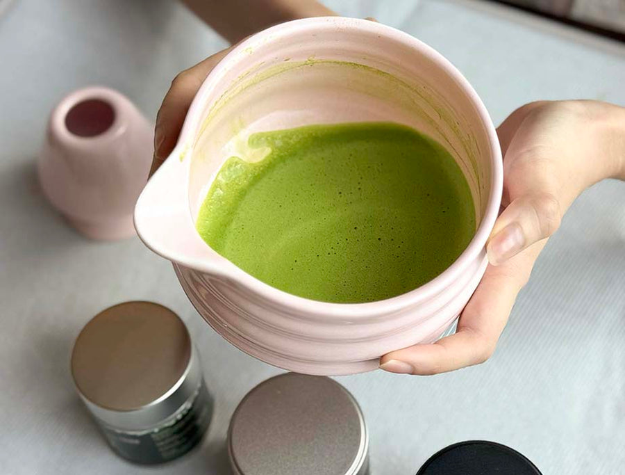 Matcha chawan in hand